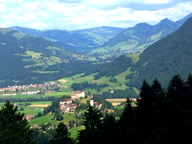 5C344A24-B4AF-4878-B554-FCCE8BC0AAD2