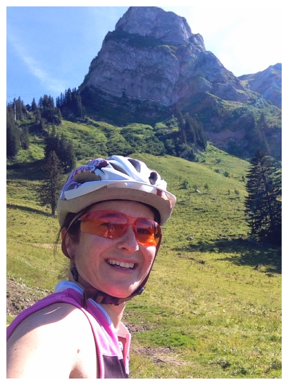 9C6CC51A-32F8-4404-9906-78BBBE020613