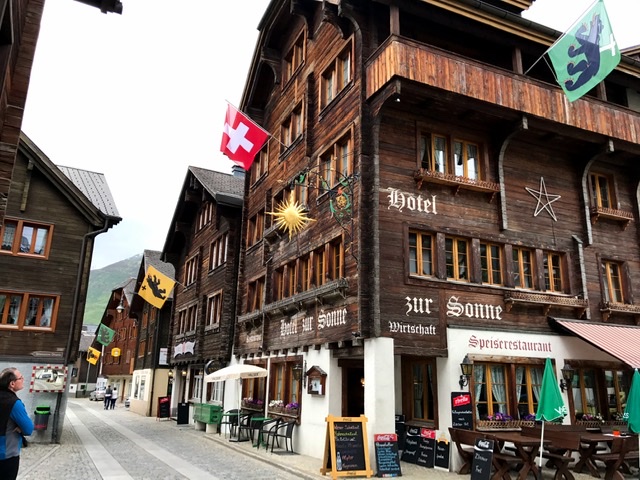 54672CEF-2376-49EE-8014-3F47FC25564E