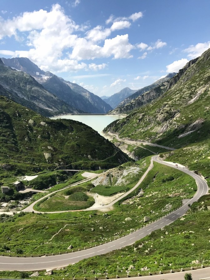 5779340C-5D6F-45CE-825E-6BA0DC53A276