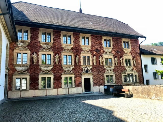 2B241A3F-F0C9-4D53-B616-FA45766F84CC