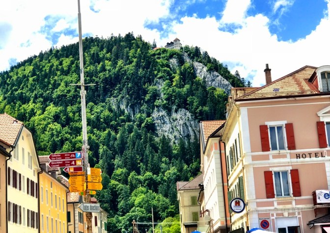 3EDBBF0A-9633-470A-A8B7-1211DFF5B3BB