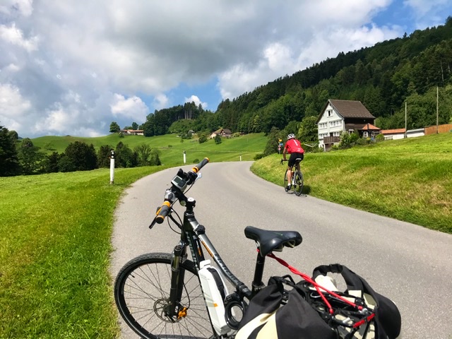 B75A1168-75EE-41DF-BF28-78B4A9BDAE7E