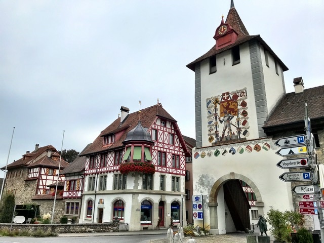 C7C9F0FB-7E56-4BCE-B407-9FBACE6DD270