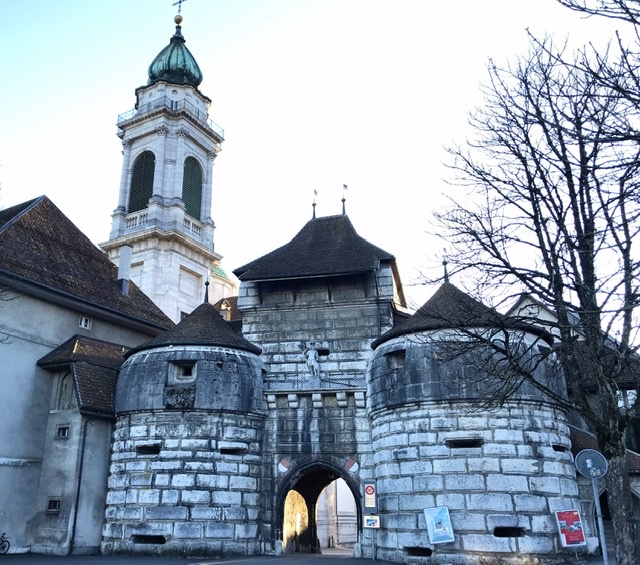 3188DC61-7652-4525-B647-812228255A06