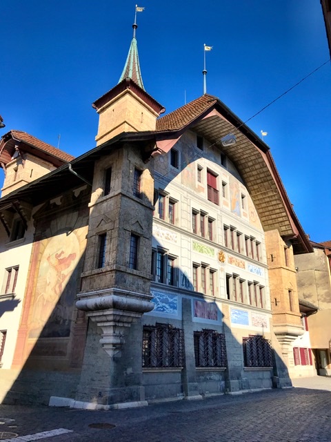 B5FD89C3-FE63-4F2C-9E6C-698008EA6434