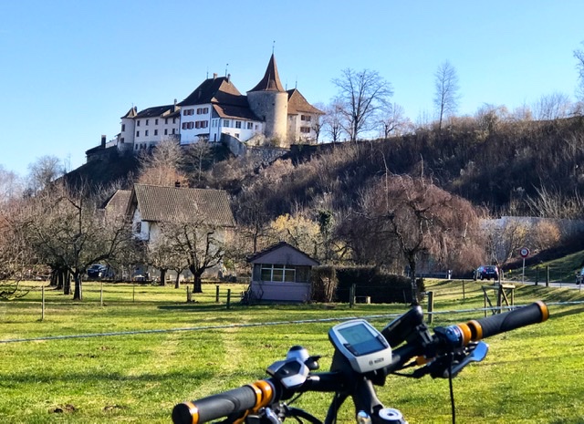 F6239D4C-5CAD-45DD-B6C5-5D2F7CFEC66B