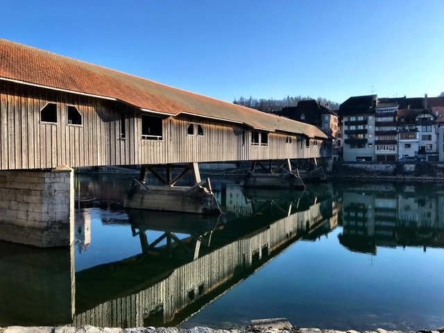 FE2806EE-EDFF-41F1-B318-9C087FF9B053