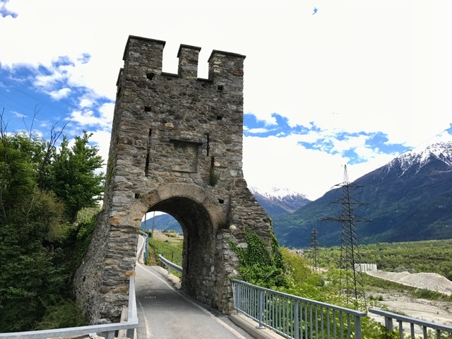 73E826B4-A1A3-4BB7-B0BB-83F58BFE4FDC