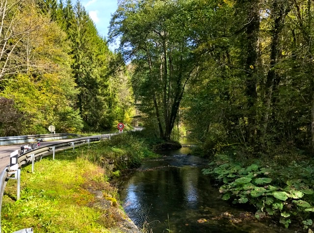 783750B2-0589-4BE8-B696-643320A398C8