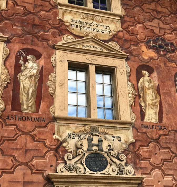 DC0D9040-C8BB-4824-9348-6888B47B84A8