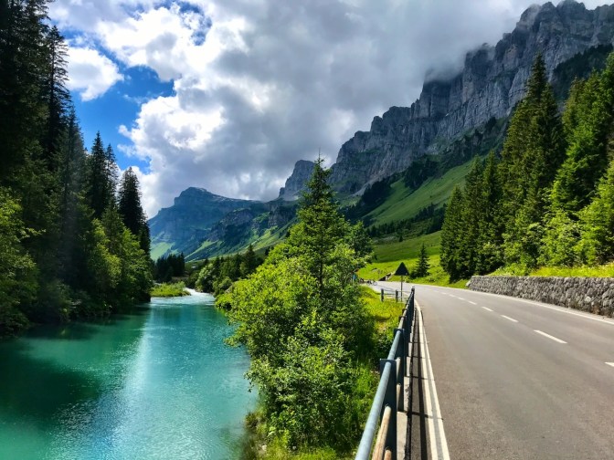 8DF9FF12-5336-4ABE-9DD7-98670BAFE454