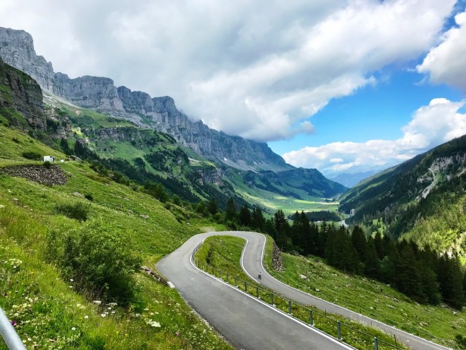 EB7AE543-0D5E-484A-A4EF-AAD7D48F0F73