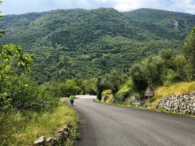 307535D5-1341-4948-82C7-B5093079167D