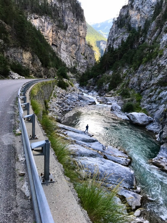 52DC89DD-4407-4B04-8B92-8979E0D76A2F