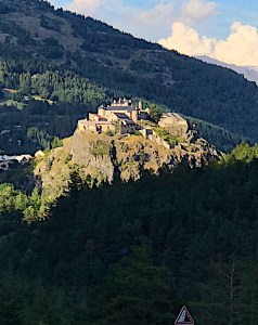 5F8B892C-0C95-441E-917B-1910D6FCA811