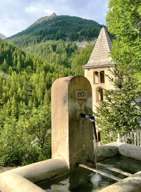 A0BFD72F-505F-40BC-9EEA-09D108C7F778