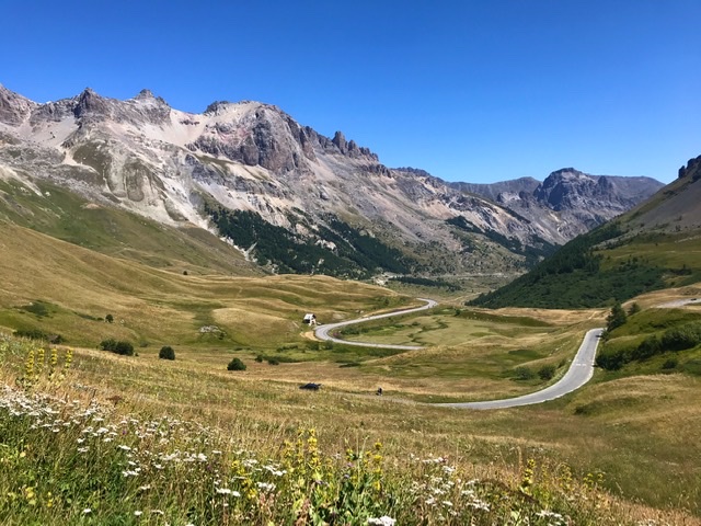 CAC29417-900B-4369-890E-833ACE3C710B