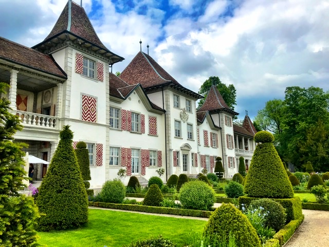 9BC8CC91-F040-4AA9-835D-AC150F071E90