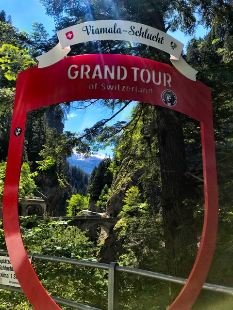 F168E3D2-4FC7-4EEF-BEF2-2A06A3431558