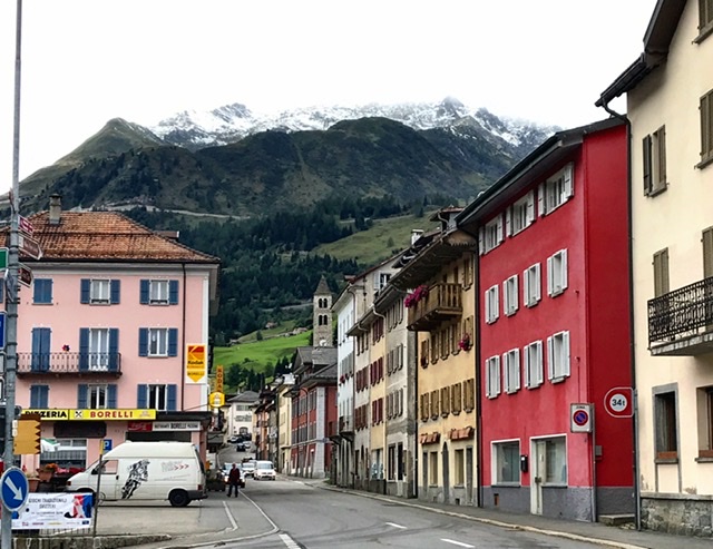 4E33B341-44FA-4DC1-8F70-EB504744EE6E