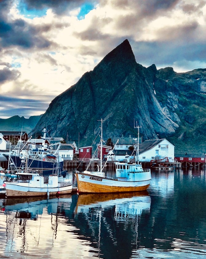 76007EEB-DFE3-4159-B55D-62F8B5C5B677