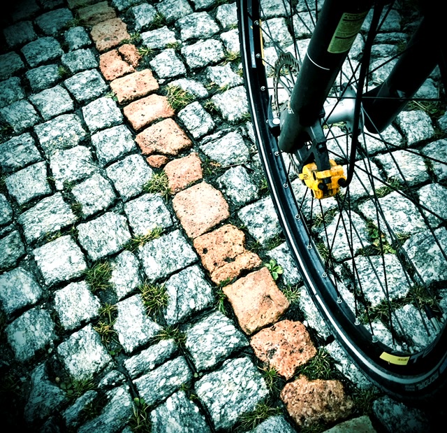 8942EA4E-C6BA-4D67-BE45-637B9A29CF93