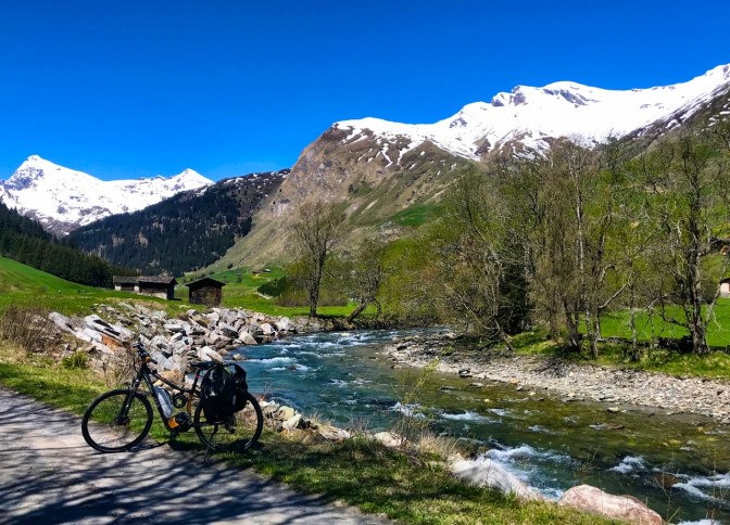 8C48F06D-48B5-427A-99BF-26385EC6C610