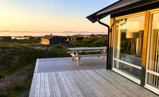 AD38E74B-30F7-40BB-8314-AD44F13FDEFA