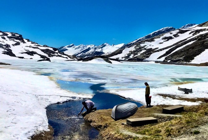 DBE10491-AB16-448D-BCF4-6C2F434CBE72