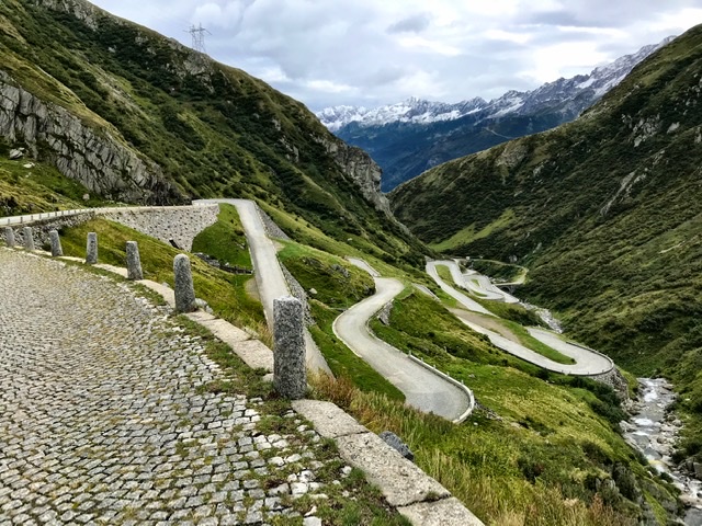 EFC5F709-3EC4-4492-82D3-FA8915A64ED2