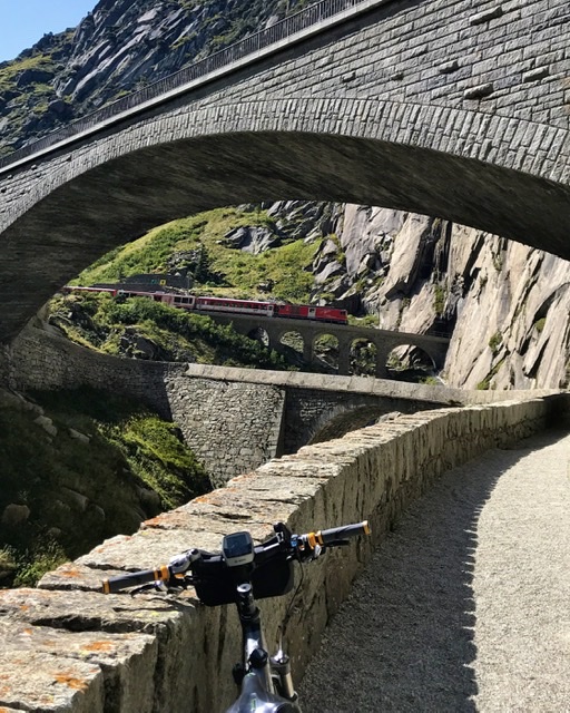 3B974ADF-2E2E-48E0-81F2-EB060AD6B7CE